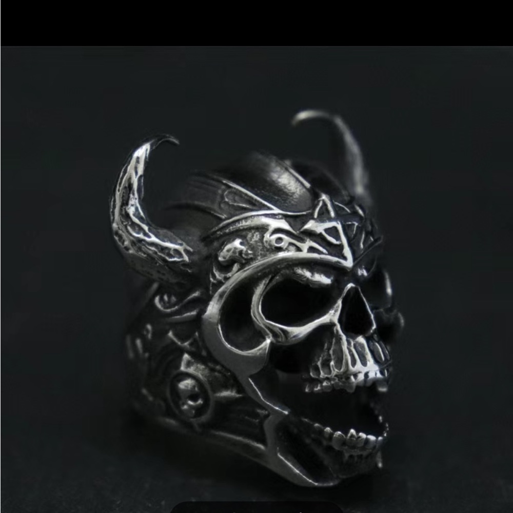 Vintage Cow Head Skull Punk Nordic God of War Biker Silver Tone Ring - Picture 3 of 4